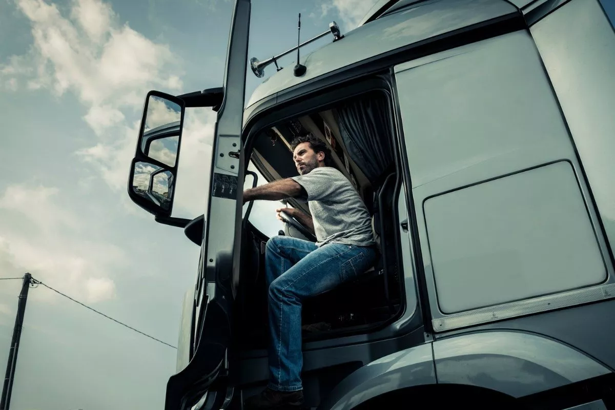 A Spanish Truck Driver On What It'S Like To Work On The Roads In Our Country: ‘You Don'T Stay For The Money.’