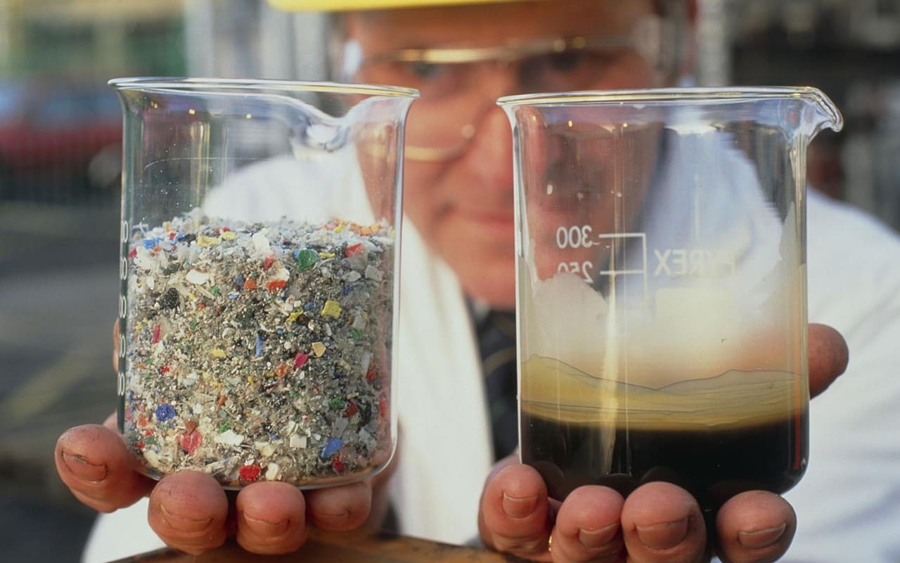 A Bathroom Without Water Or Chemicals: This Is How An Eco-Friendly Toilet That Turns Waste Into Compost Works.
