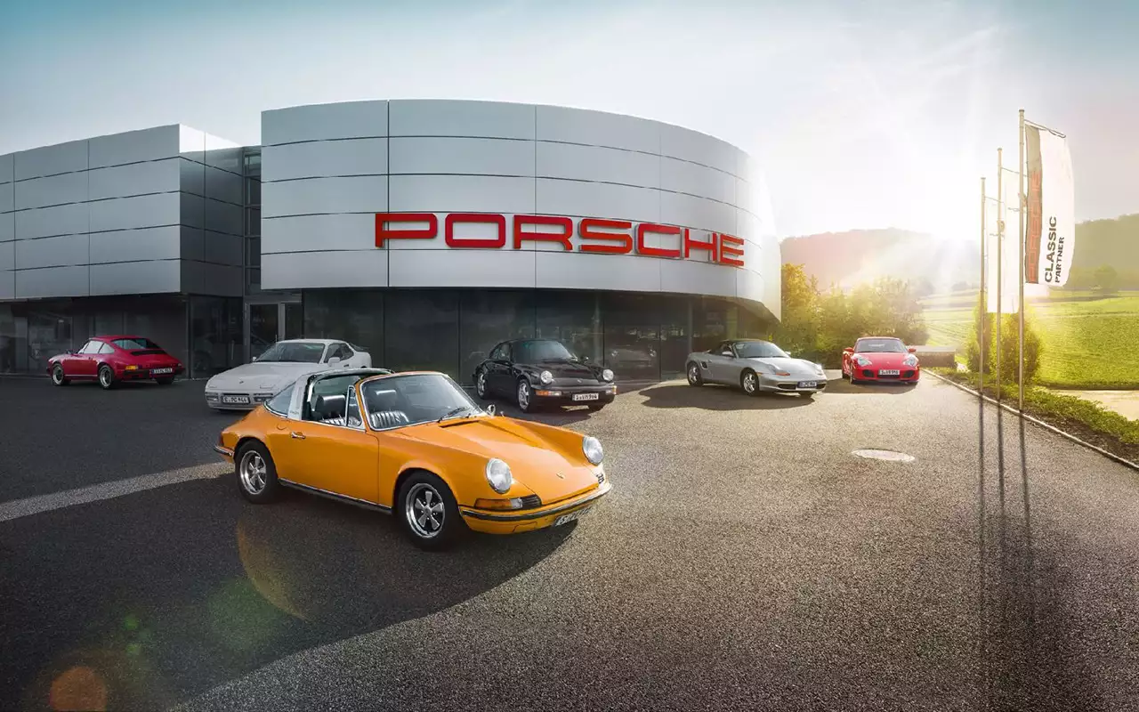 Traffic Jams Are The Lot Of The Poor: Porsche'S Heir Can'T Stand The Road In Front Of His Mansion And Is Going To Build His Own Tunnel. It Has Been Declared ‘In The Public Interest’.