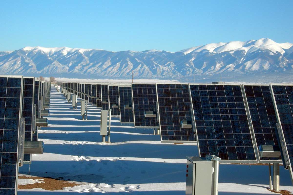 There Is A Norwegian City Where Solar Panels Are Installed Vertically. They Also Capture The Light Reflected By The Snow.
