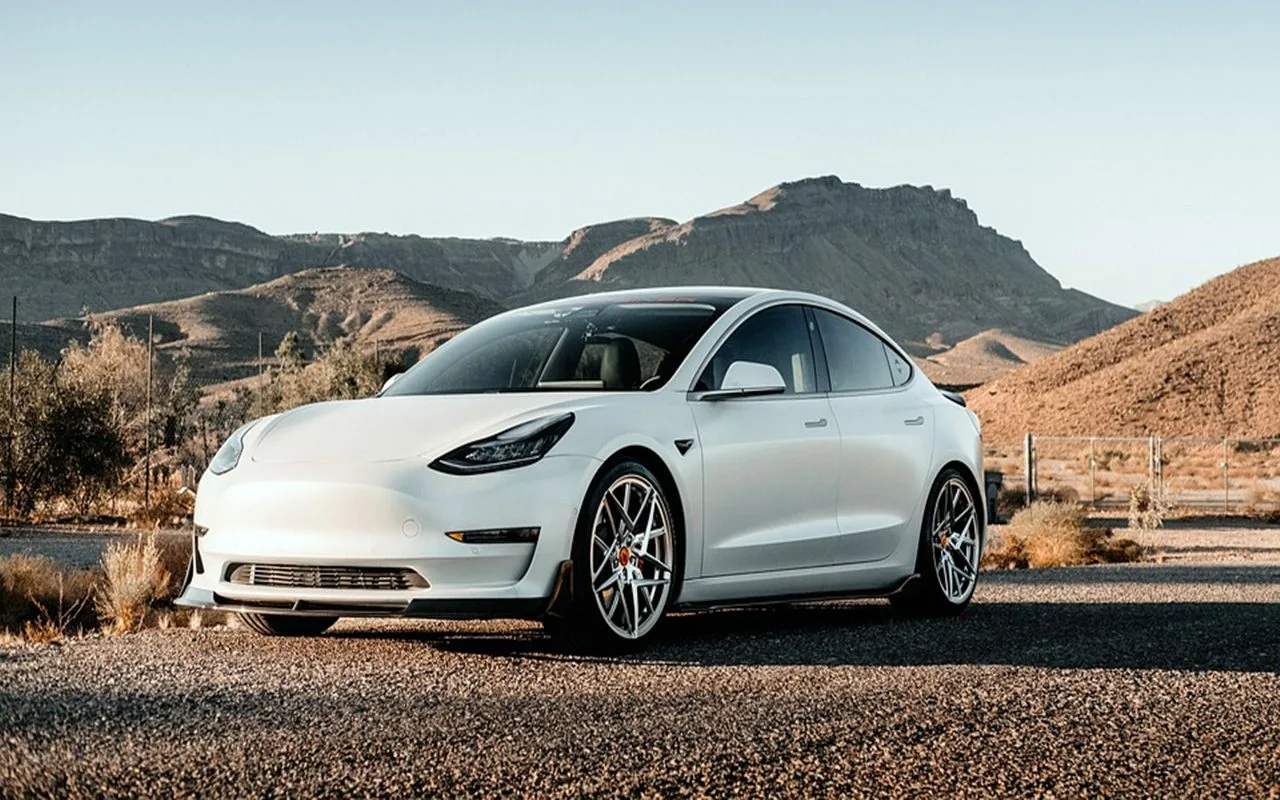 Sliding Door Handles, Popularised By Tesla, May Disappear From Cars Due To Their Potential Danger In The Event Of An Accident.