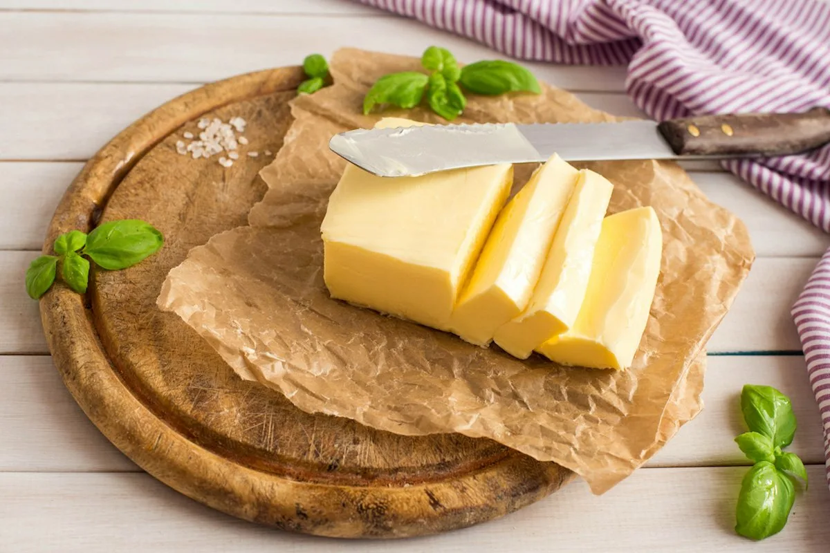 Is It Worth Switching From Oil To Lard? The Differences And Which Is Better For Baking